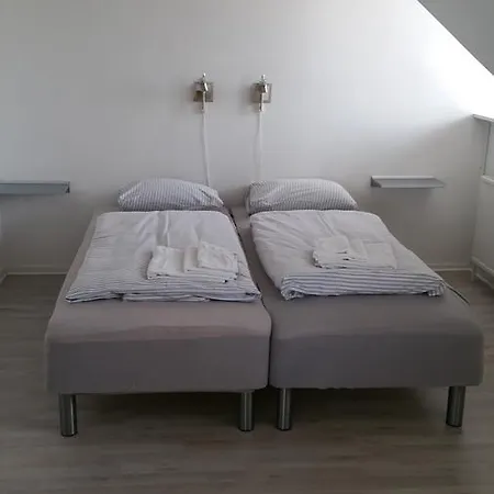 Guest house H
