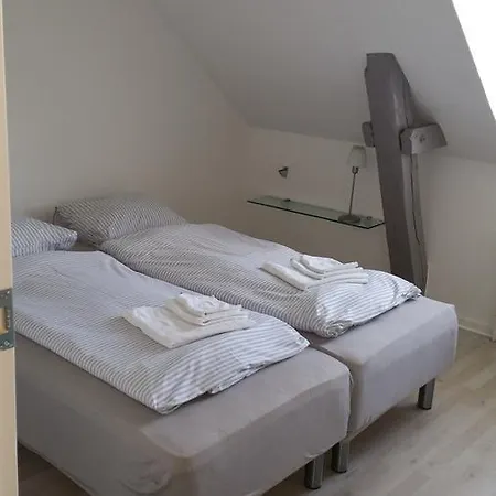 Guest house H